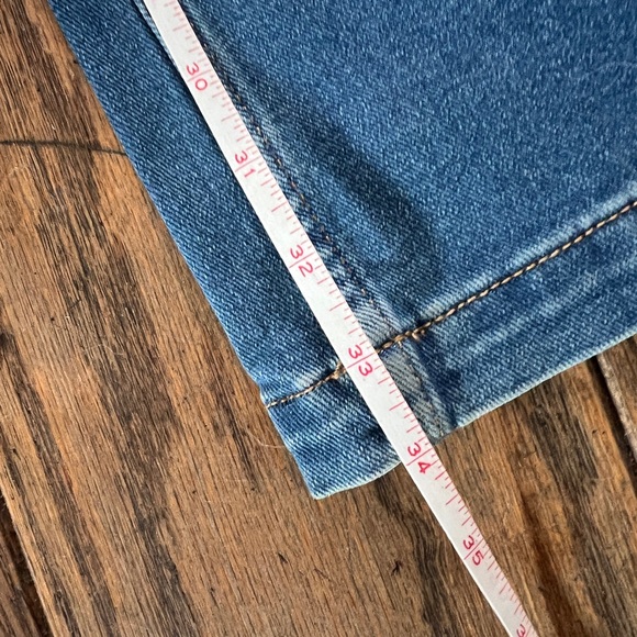 WRANGLER High Rise Flare Jeans with Seamed Detail Size 27 *NEW* *TAGS ON* - Picture 6 of 8